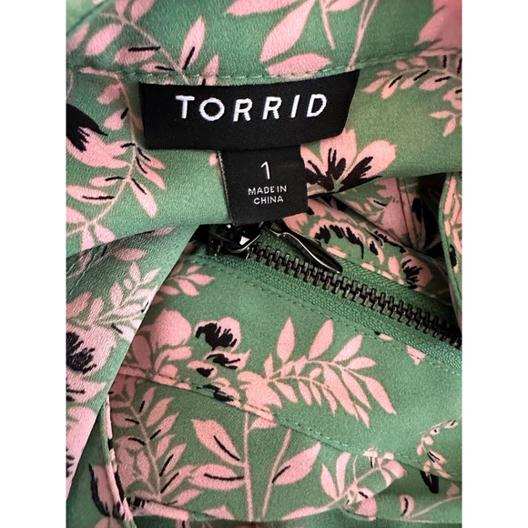 ✨2/$20 Torrid Georgette Zip Front Dolman Blouse Green Pink Floral Plus Size 1 1X - Picture 7 of 12